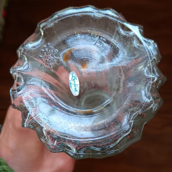 Leonard Vintage 6" Clear Crystal Glass Salt Shaker Japan - Picture 5 of 6